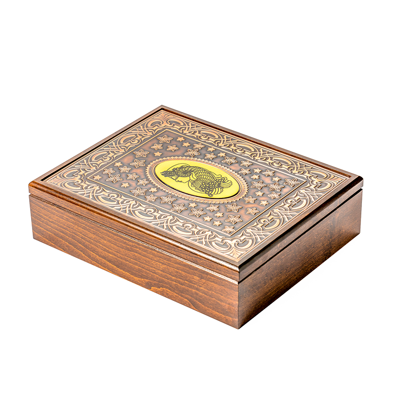 LEE's antiquity box