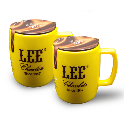 Chocolate spread in a yellow cup (2 cups)